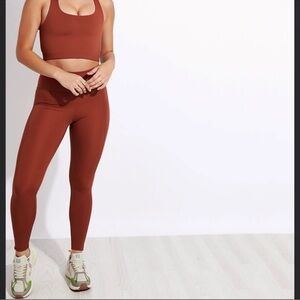Girlfriend Collective Compressive High-Rise leggings 
Rust colored X-Small